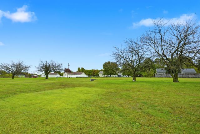 9648 County Drive 191, Carthage, MO 64836