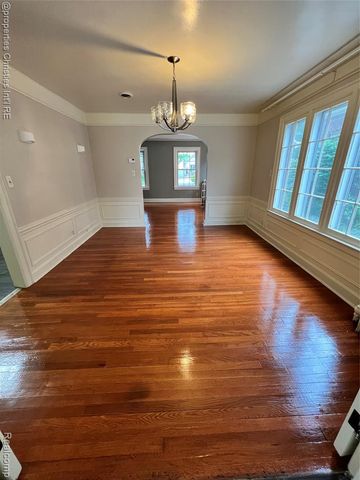 578 Neff Road, Grosse Pointe, MI 48230
