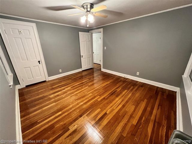 578 Neff Road, Grosse Pointe, MI 48230