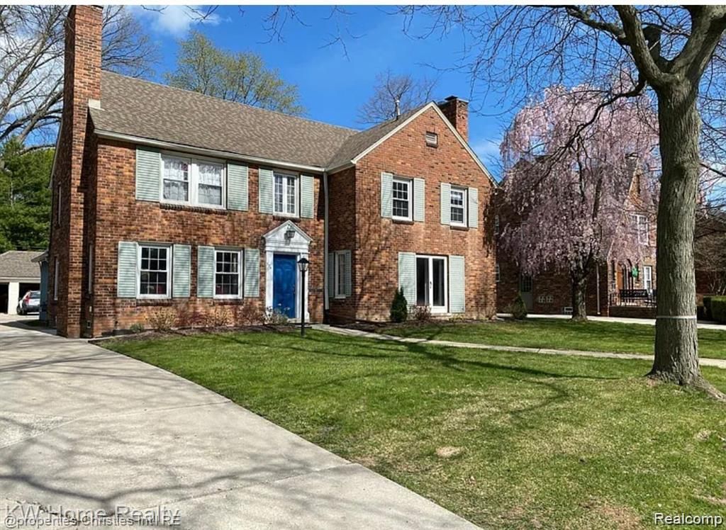 578 Neff Road, Grosse Pointe, MI 48230