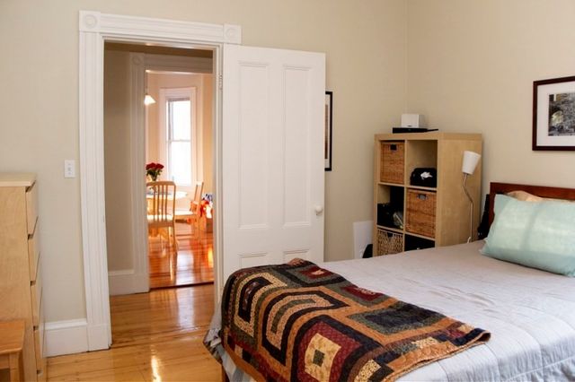 199 Chestnut Avenue 1, Boston, MA 02130