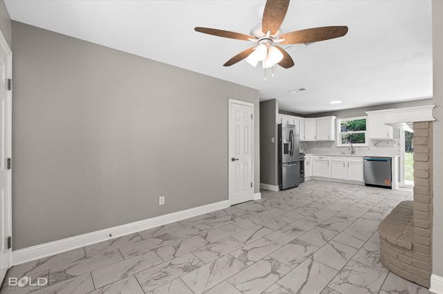 8932 Torento Lane, Shreveport, LA 71118