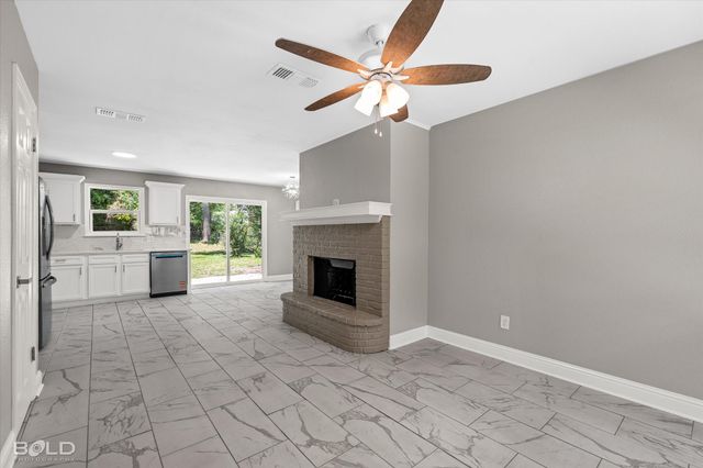 8932 Torento Lane, Shreveport, LA 71118