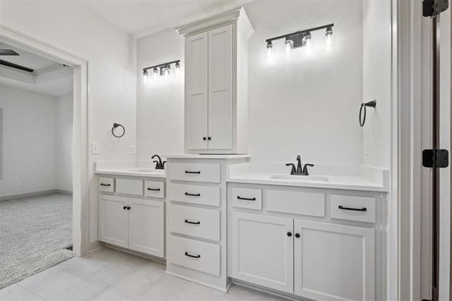 11717 E 231st Street, Peculiar, MO 64078