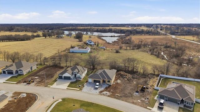 11717 E 231st Street, Peculiar, MO 64078