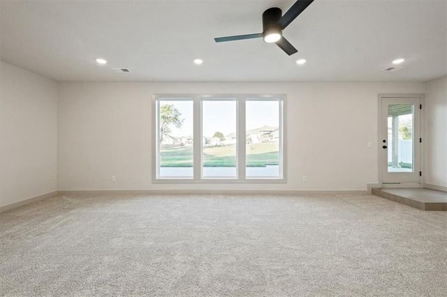 11717 E 231st Street, Peculiar, MO 64078