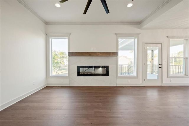 11717 E 231st Street, Peculiar, MO 64078