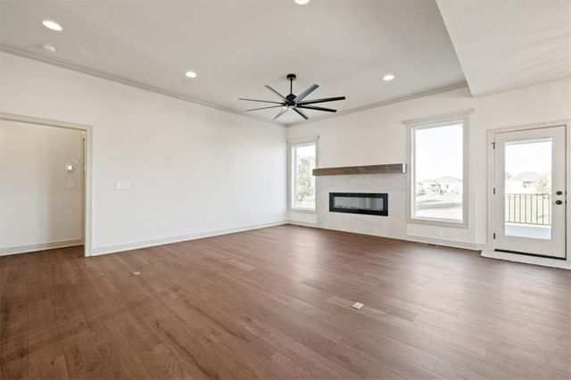 11717 E 231st Street, Peculiar, MO 64078