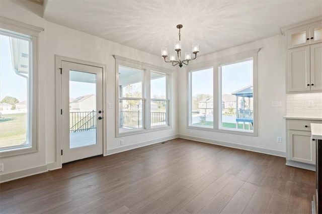 11717 E 231st Street, Peculiar, MO 64078