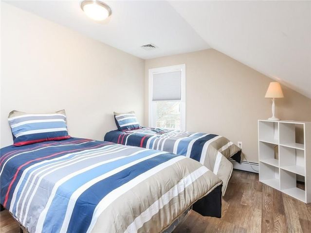 13 Lucas Avenue, Newport, RI 02840