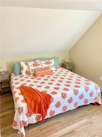 13 Lucas Avenue, Newport, RI 02840