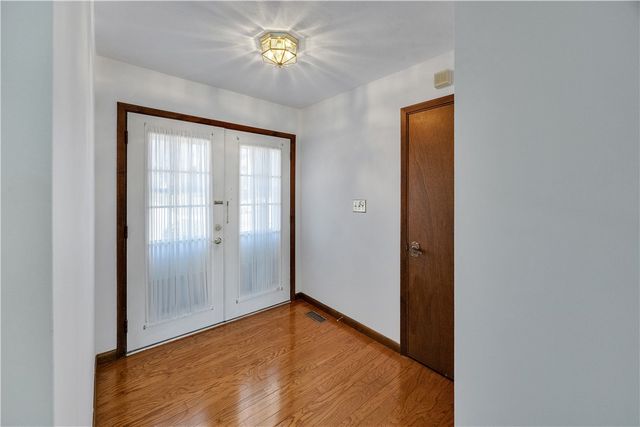 139 Cambria Drive, Beavercreek, OH 45440