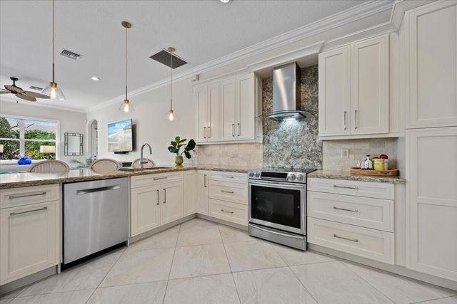 4241 Wellington Shores Drive, Wellington, FL 33449