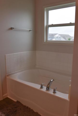 4854 Hammock Drive, Fort Wayne, IN 46818