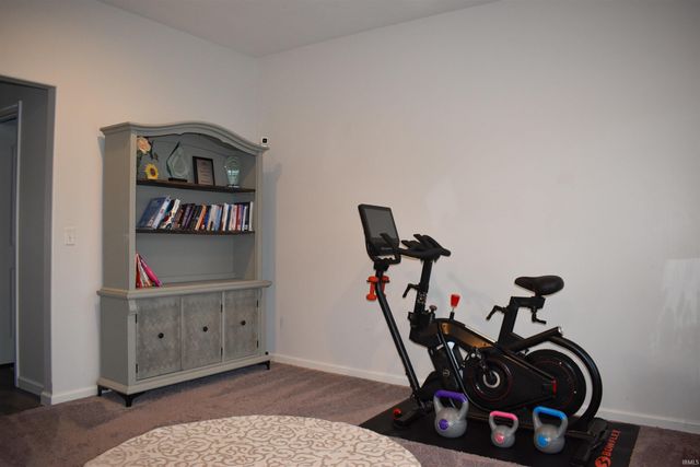 4854 Hammock Drive, Fort Wayne, IN 46818