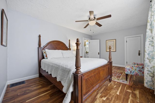 1201 Oakwood Avenue, Columbus, OH 43206