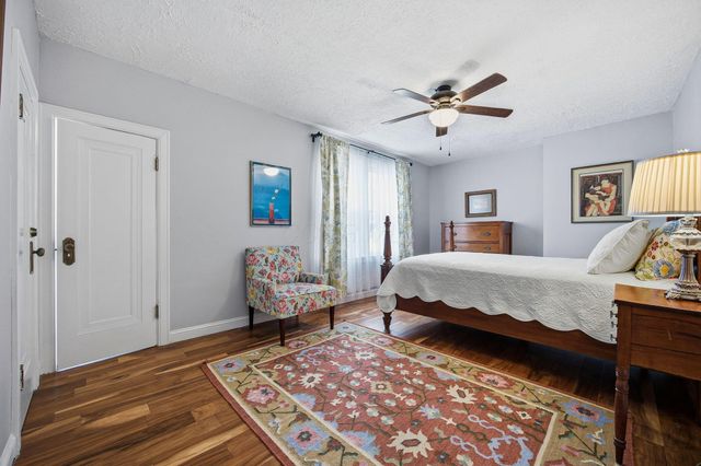 1201 Oakwood Avenue, Columbus, OH 43206