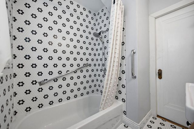 1201 Oakwood Avenue, Columbus, OH 43206