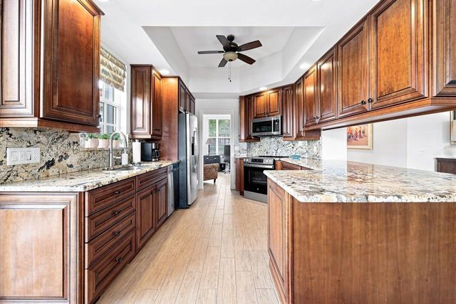 508 E Tall Oaks Drive, Palm Beach Gardens, FL 33410