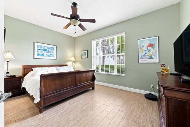 508 E Tall Oaks Drive, Palm Beach Gardens, FL 33410