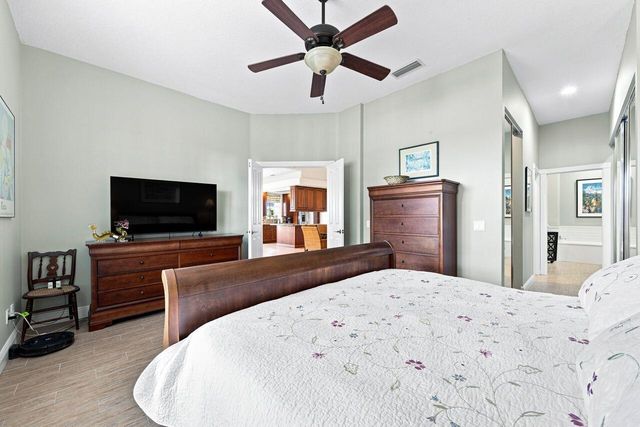 508 E Tall Oaks Drive, Palm Beach Gardens, FL 33410