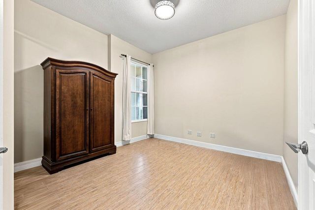 508 E Tall Oaks Drive, Palm Beach Gardens, FL 33410