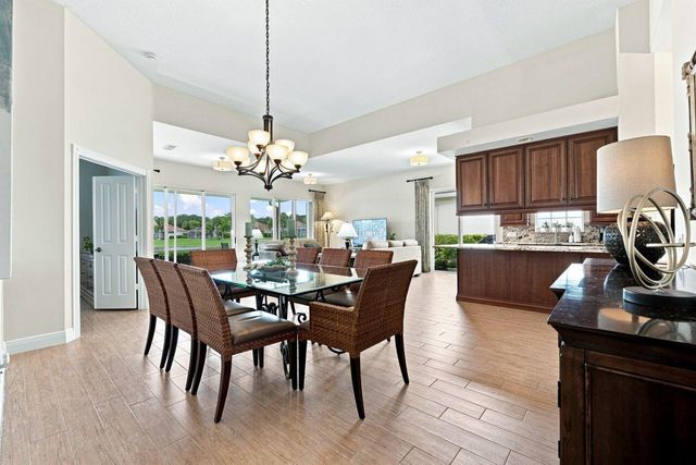 508 E Tall Oaks Drive, Palm Beach Gardens, FL 33410