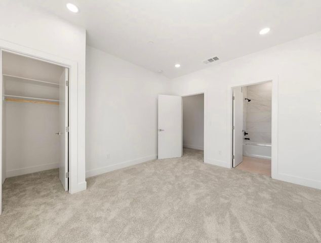 1551 Nogales St, Sacramento, CA 95838