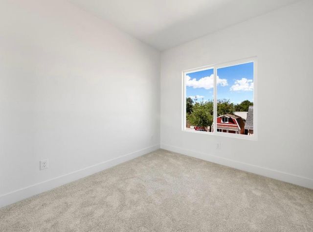 1551 Nogales St, Sacramento, CA 95838