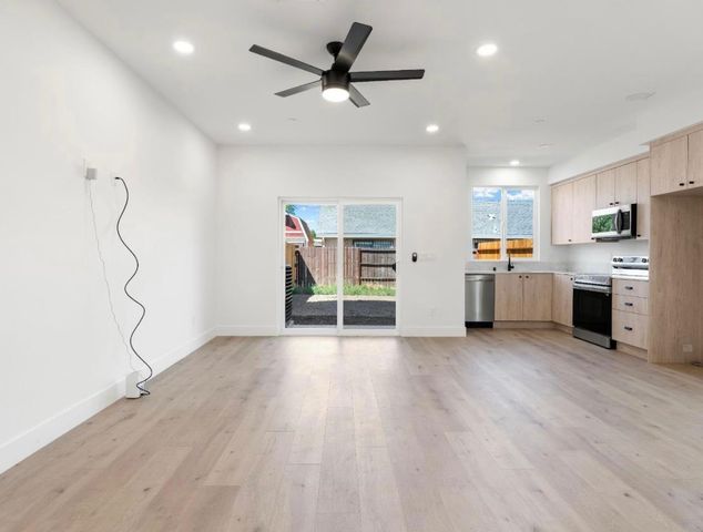 1551 Nogales St, Sacramento, CA 95838