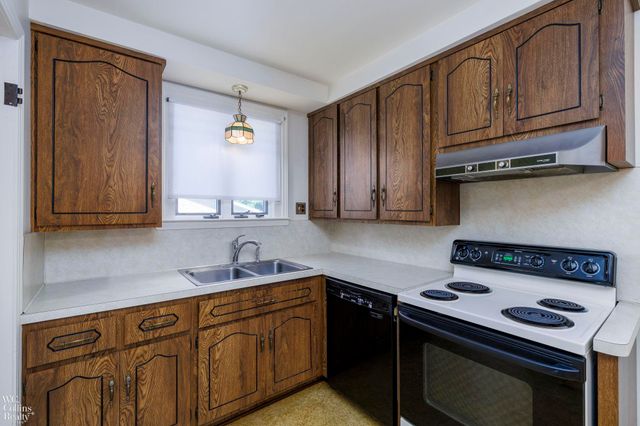 8181 Mary Ann Avenue, Shelby Twp, MI 48317
