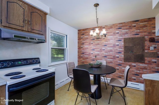 8181 Mary Ann Avenue, Shelby Twp, MI 48317