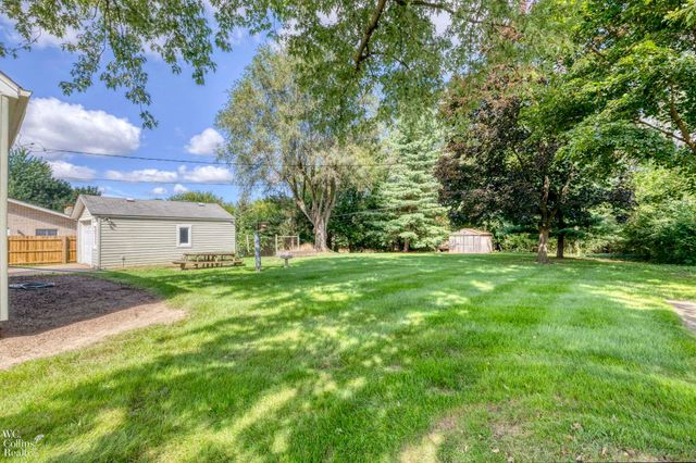 8181 Mary Ann Avenue, Shelby Twp, MI 48317