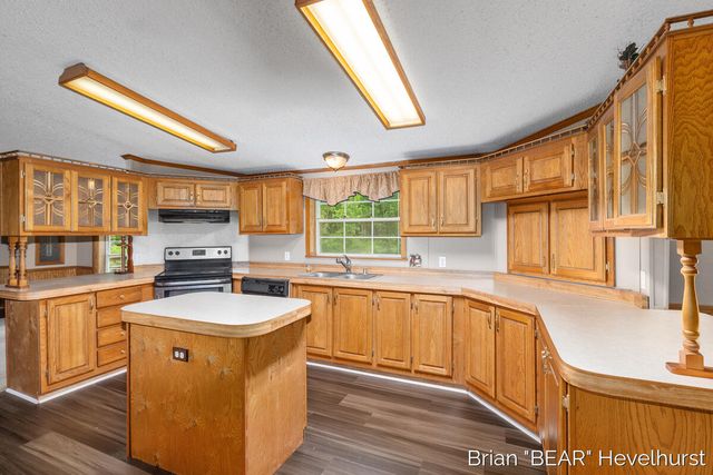 3511 Engle Road, Middleville, MI 49333