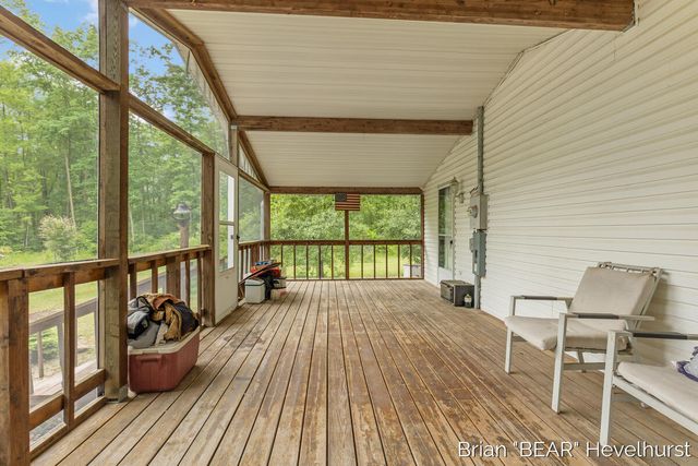 3511 Engle Road, Middleville, MI 49333