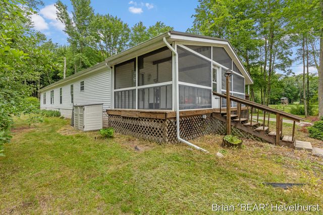 3511 Engle Road, Middleville, MI 49333