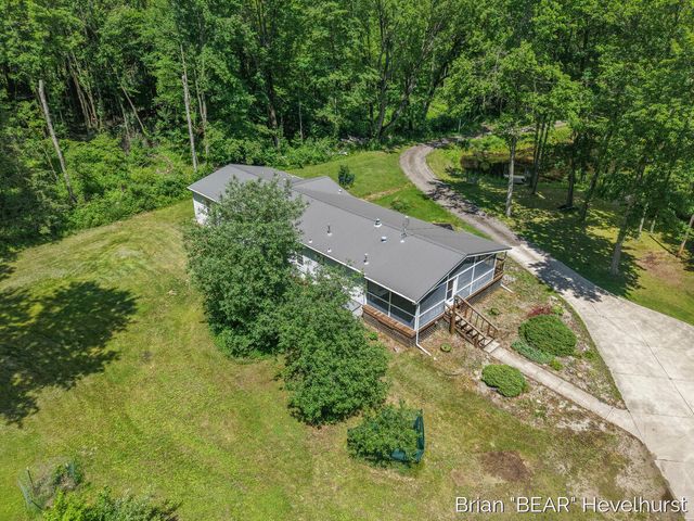 3511 Engle Road, Middleville, MI 49333