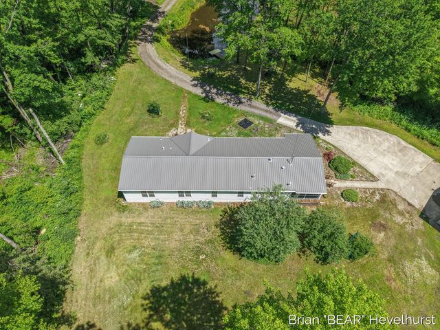 3511 Engle Road, Middleville, MI 49333