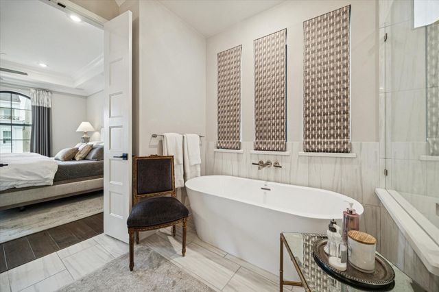 818 Dunleigh Meadows Lane, Houston, TX 77055