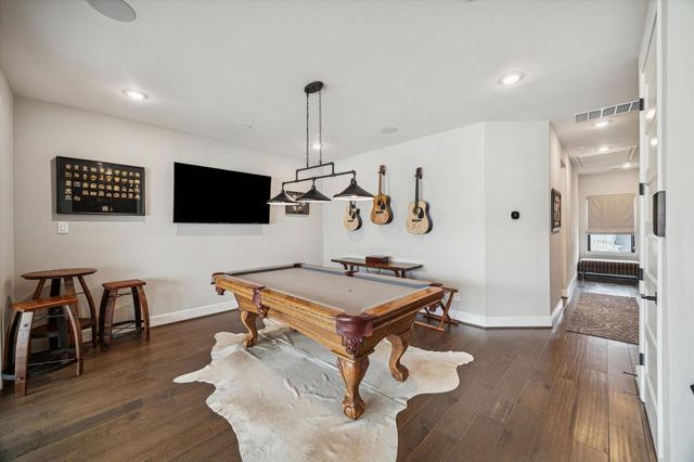 818 Dunleigh Meadows Lane, Houston, TX 77055