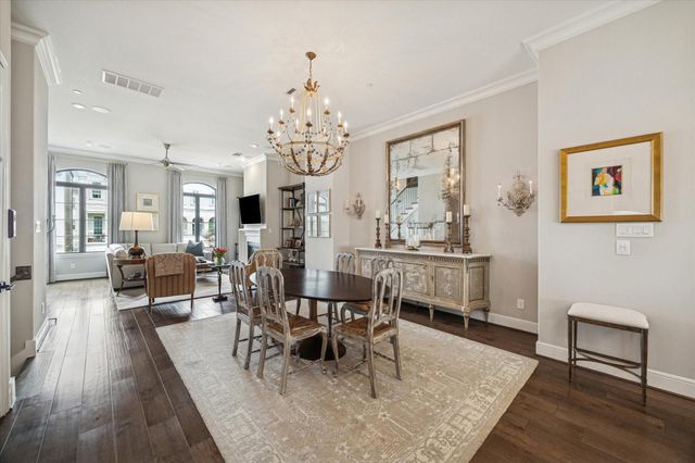 818 Dunleigh Meadows Lane, Houston, TX 77055