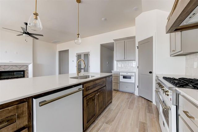 1243 Tawny Hills Road, Piedmont, OK 73078