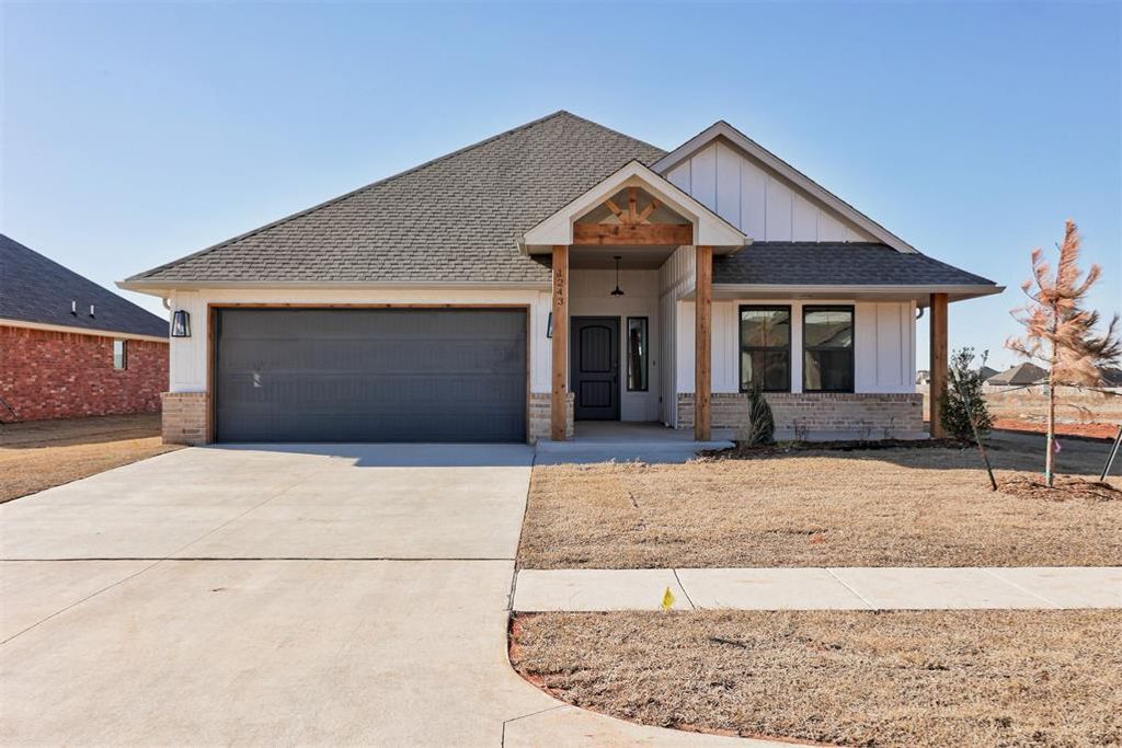 1243 Tawny Hills Road, Piedmont, OK 73078