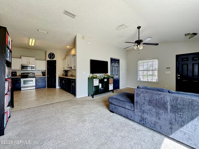 8638 JULIA MARIE Circle, Jacksonville, FL 32210