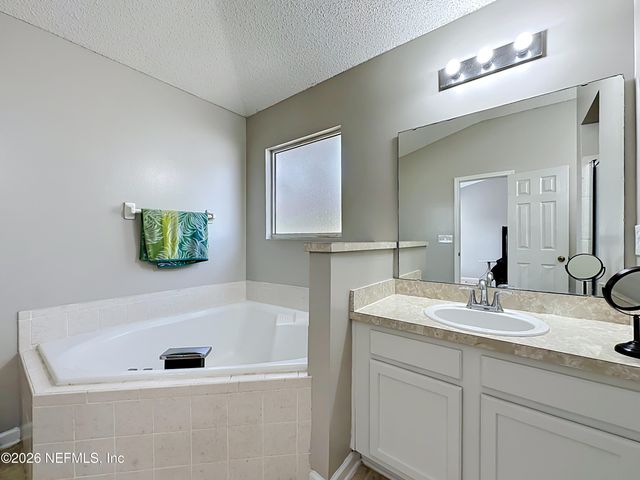 8638 JULIA MARIE Circle, Jacksonville, FL 32210