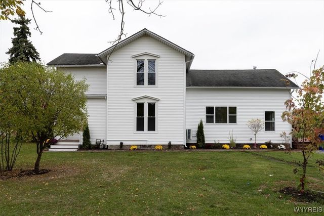 4350 Mapleton Road, Pendleton, NY 14094