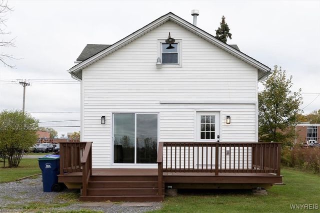 4350 Mapleton Road, Pendleton, NY 14094