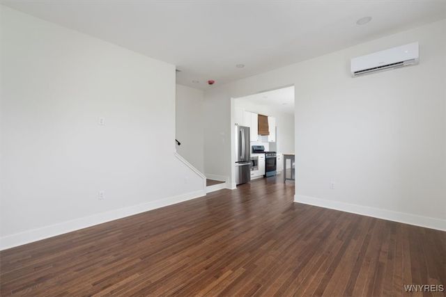 4350 Mapleton Road, Pendleton, NY 14094