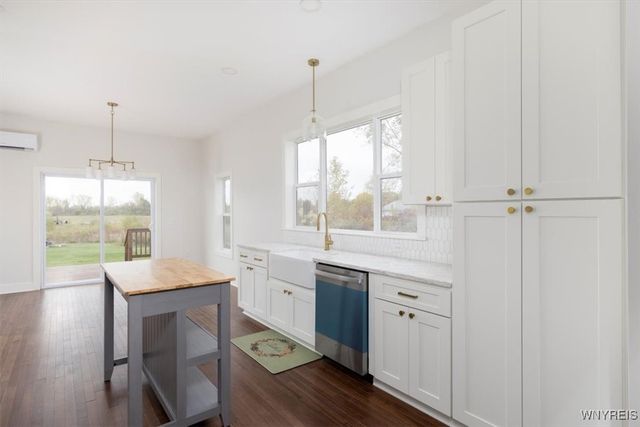 4350 Mapleton Road, Pendleton, NY 14094