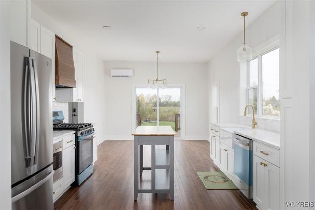 4350 Mapleton Road, Pendleton, NY 14094